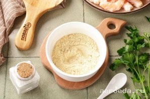 Шаг 13: Кукурузную муку подготовьте в третьей.