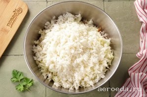 Шаг 16: Добавьте готовый рис.