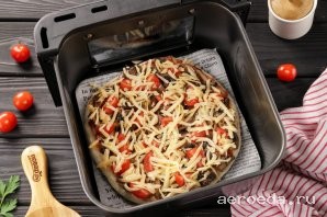 Шаг 40: Посыпьте сверху оставшимся сыром.
