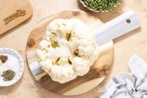 Шаг 4: Цветную капусту помойте и обсушите.